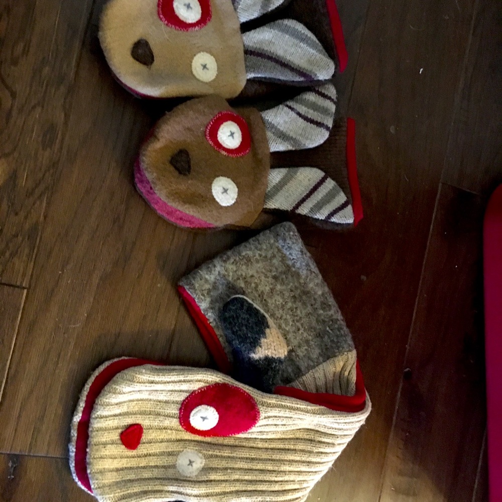 Mittens and scarf for kids